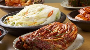 영암 왕인식품 ‘남도미가 포기김치’ 최고 김치 선정